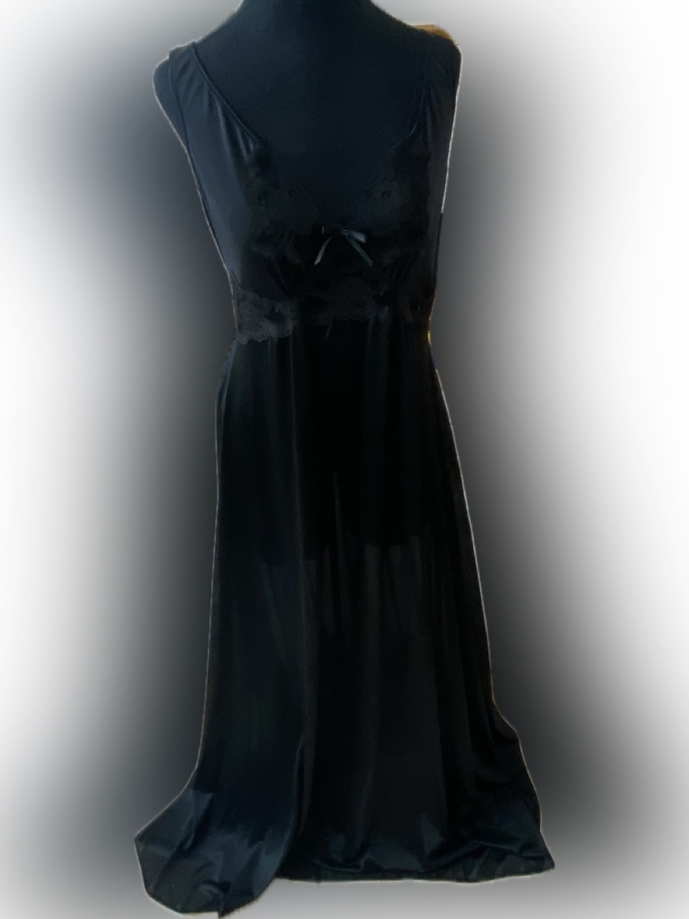 Adonna Vintage Black Lace-Trim Chemise with Bow Accent S M Tall